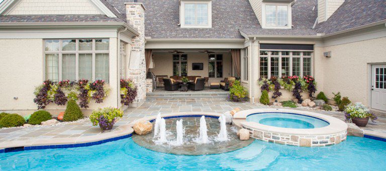 Outdoor pool Cincinnati Home Builder