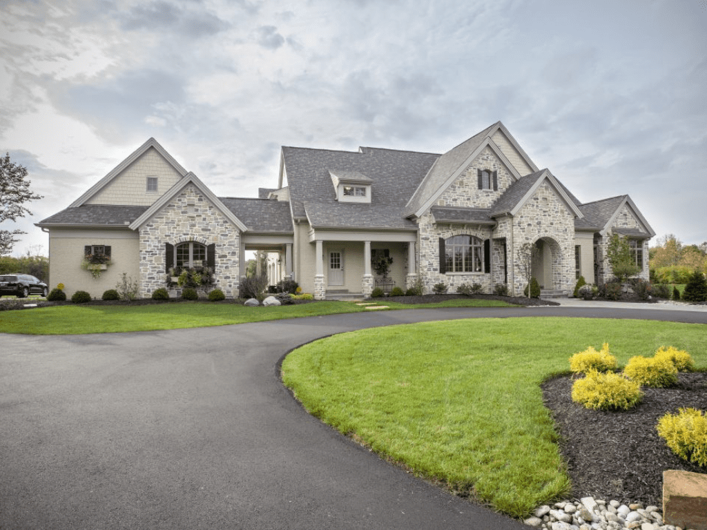Hensley HomesStonewood Luxury Custom Home in Indian Hill Ohio