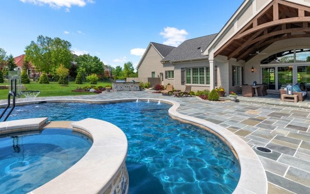 pool and spa at Cincinnati custom home