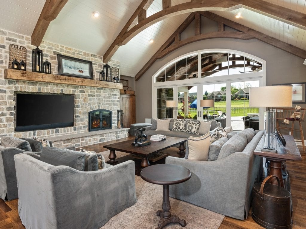 Timber-style beams add gorgeous character