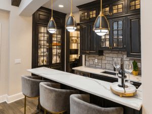 Luxury bar in a Cincinnati custom home